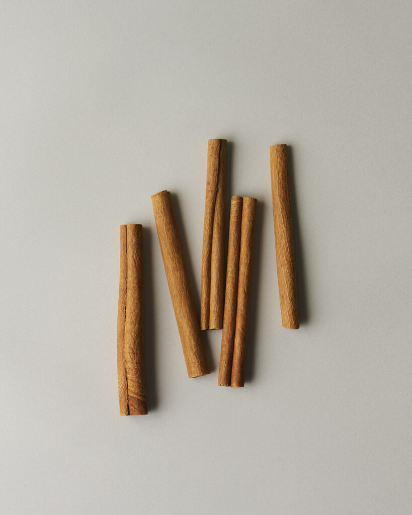 Cinnamon (Cinnamomum verum)