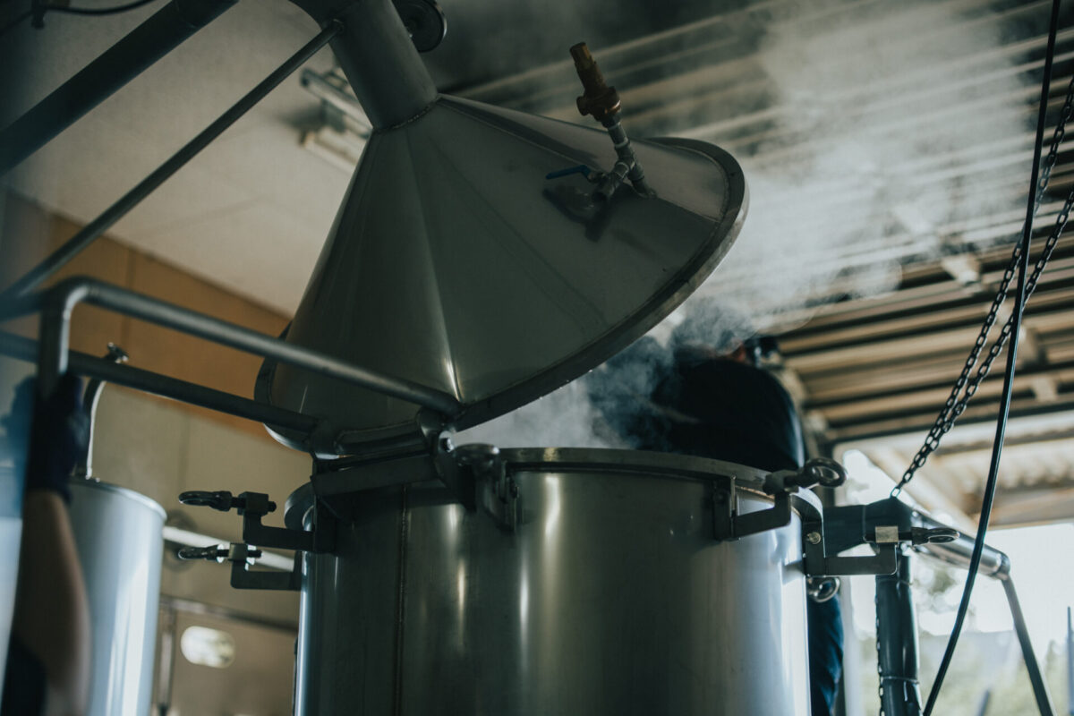 精油の香りはこうして生まれる ーVol.1  収穫から蒸留までの時間と香気成分の関係ー